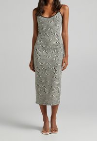 Bershka Fodralklänning - black