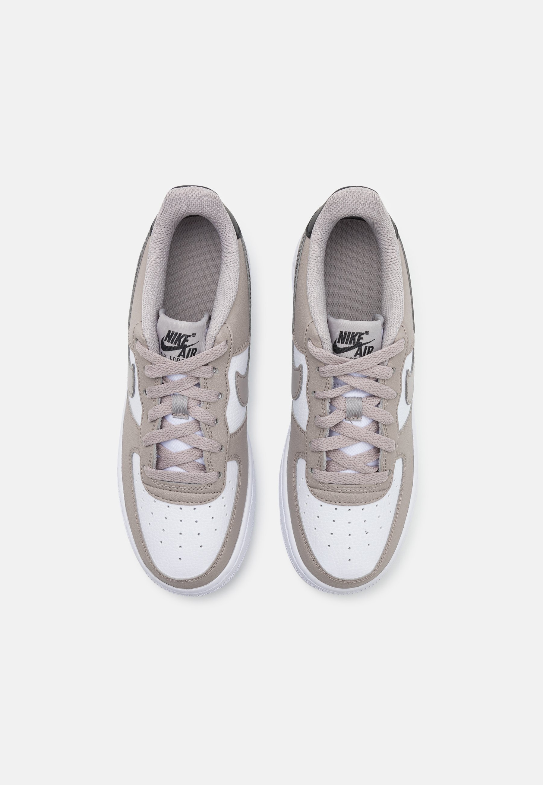 material nike air force 1