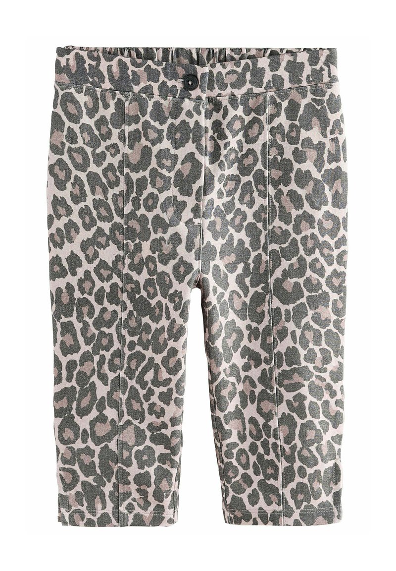 Shorts à imprimé léopard en tissu léger, avec un waistband élastique et une fermeture à bouton. Les couleurs incluent beige, gris et noir.