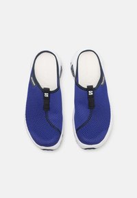 Salomon REELAX SLIDE 6.0 - Papucsok - clematis blue/white/dark sapphire