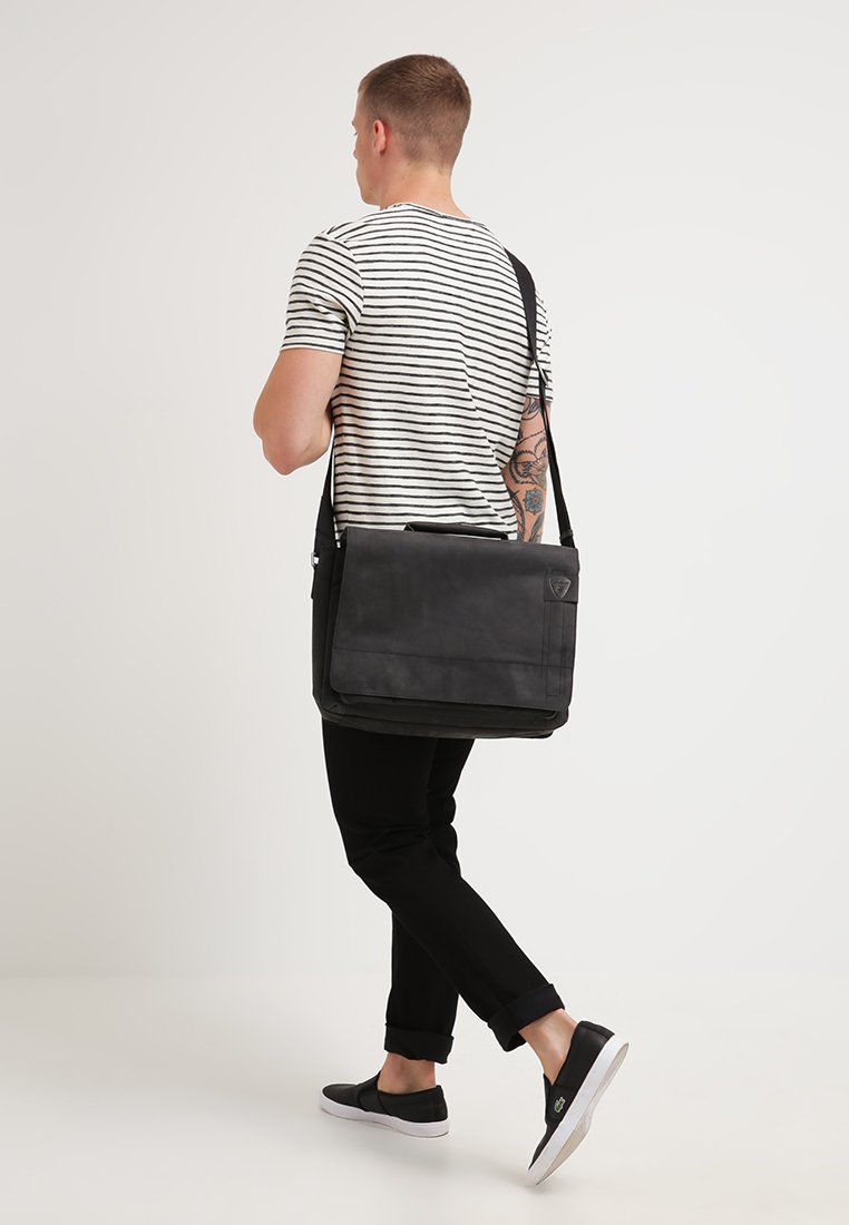 Strellson RICHMOND - Schoudertas - black