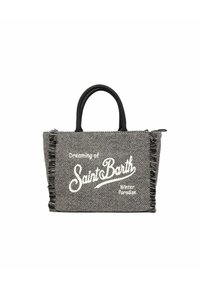 Tasche mit Fischgrätmuster in Schwarz und Weiß, mit fransigen Rändern und besticktem Text "Dreaming of Saint Barth Winter Paradise."