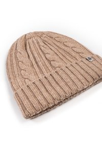 Tan knitted beanie with a cable pattern and ribbed hem. Made of soft wool, featuring a small logo tag on the side.