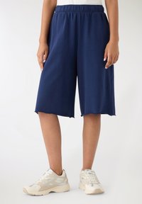 Niewybrane, blu notte