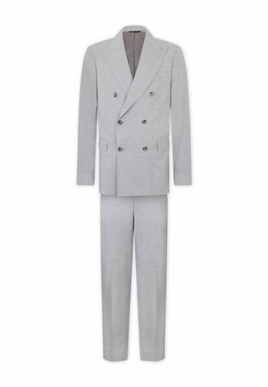 Lichtgrijs dubbelbreasted pak met notched revers, zes knopen op het jasje, twee klepzakken en bijpassende broek met rechte pijpen.