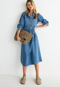 Next SMOCK MIDI  - Farkkumekko - mid blue denim