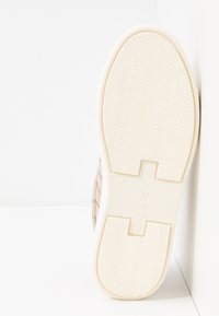 bugatti KELLI - Sneaker low - beige