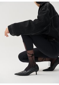 Vagabond Klasické lodičky - black