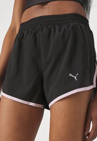 Puma RUN FAVORITE VELOCITY 3" SHORT W - Pantalón corto de deporte - black/grape mist