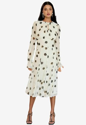 Lipsy LONG SLEEVE GATHERED WAIST SPOT MIDI REGULAR - Denní šaty - black white