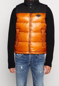 Replay Weste - orange