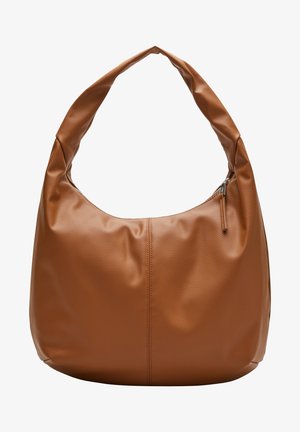 Sac à bandoulière en cuir marron doux avec une large sangle unique et une fermeture éclair sur le dessus, sur fond blanc.