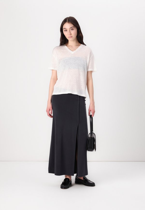 ELI - Basic T-shirt - egret3