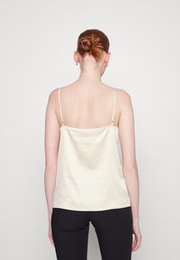 ONLY Top - creme