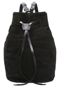 KIOMI Malý batoh  - black