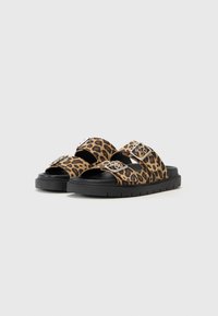 Copenhagen Studios Chaussons - brown