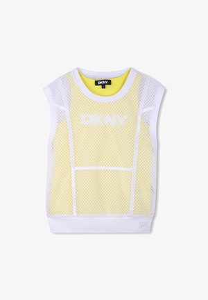 Haut jaune sans manches superposé d'un gilet en mesh blanc avec le logo DKNY sur la poitrine et un ourlet côtelé.