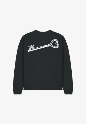 Zwarte sweatshirt met een witte sleutelafbeelding met een hartvormige strik en de letter 'M'. Geribbelde manchetten en onderrand. Zachte textuur.