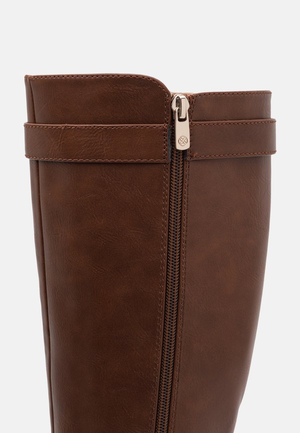 High heeled boots - cognac3