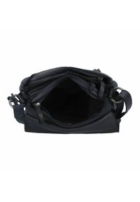 Bolso cruzado de cuero marinero con cierre superior con cremallera, diseño de múltiples compartimentos y correa ajustable; textura suave y estilo minimalista.