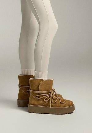 OYSHO Snowboot/Winterstiefel - brown