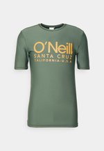 Męska Koszulka UV O'NEILL CALI L/SLV SKINS 2800108-19010 – Internetowy Sklep Sportowy Martes Sport