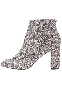 Miss Selfridge Botines bajos - silver-coloured
