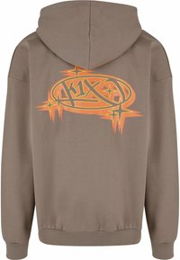 Sudadera con capucha en tela marrón claro con un gran diseño gráfico naranja con estrellas en la parte posterior, dobladillo y puños acanalados.