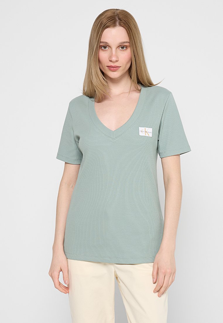 Calvin Klein Jeans T-shirt basic groen Calvin Klein Jeans T-shirt basic groen