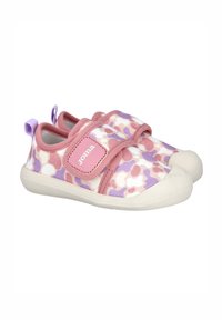 Zapatos multicolores para niños con un estampado floral en rosa y morado, parte superior de tela suave, correa de velcro y suela de goma blanca.