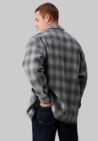 Calvin Klein Jeans Camicia - white   grey check
