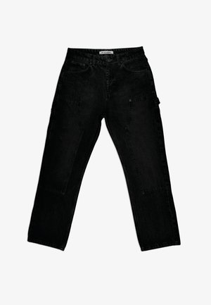 Pantalons cargo en denim noir à coupe loose, dotés de deux poches latérales et d'une fermeture à bouton. Tissu texturé avec un design classique.