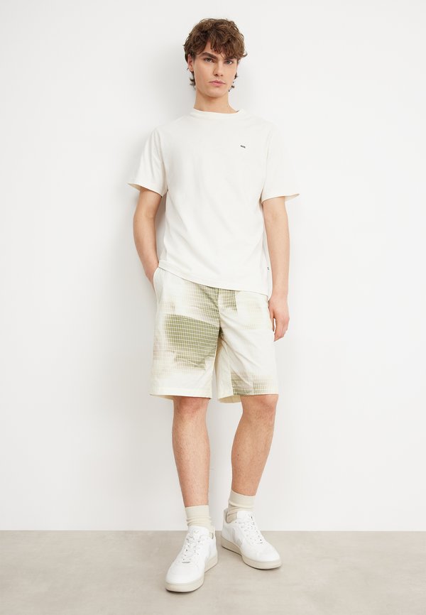 DIFFUSED RELAXED STRAIGHT - Shorts4