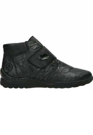 High-top trainers - black