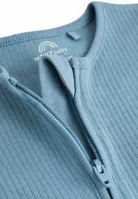 Thumbnail Image 9