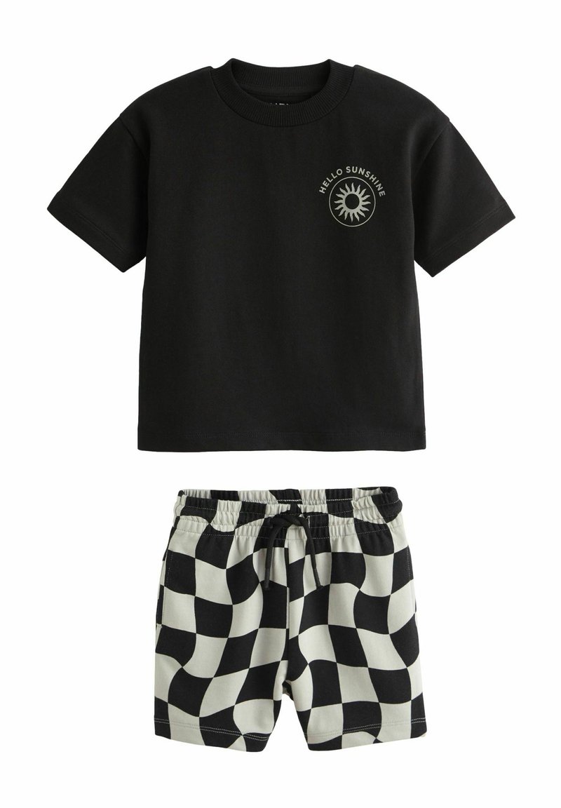 Next BACKPRINT AND PATTERN SET-REGULAR FIT - Shorts - black white