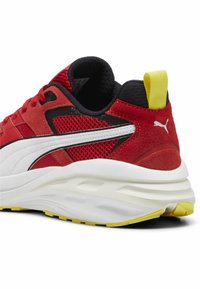 Puma SCUDERIA FERRARI HYPNOTIC  - Zapatillas - rosso corsa- white-speed yellow