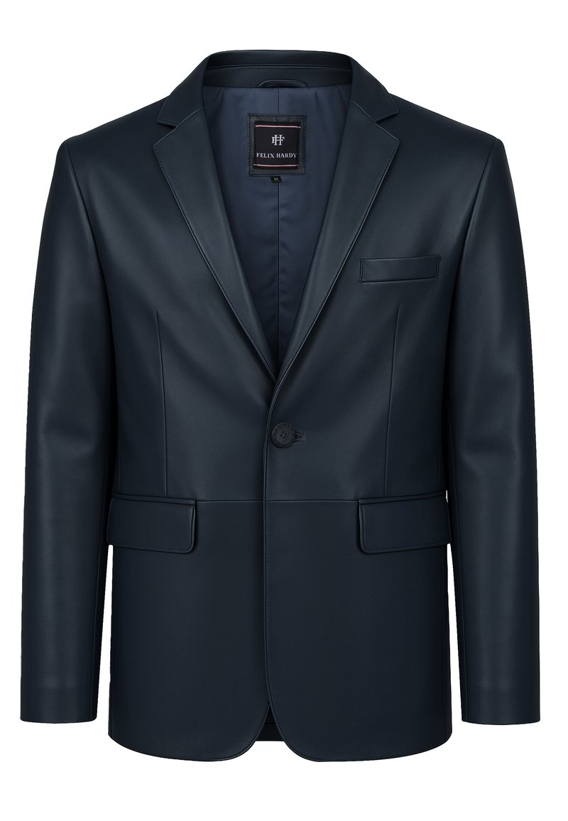 Navyblauw faux leren blazer met een enkele knoopsluiting, notch revers en twee voorzakken. Glad materiaal en getailleerde pasvorm.