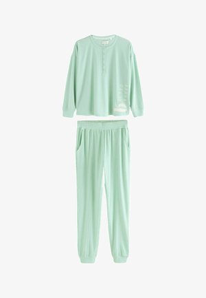 Zeleno mint dolgi rokav henley majica s gumbi in logotipom, v kombinaciji z ustreznimi jogger hlačami z elastiko in žepi.