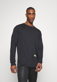 Nike Performance TEE TRAIL - T-shirt desportiva - black