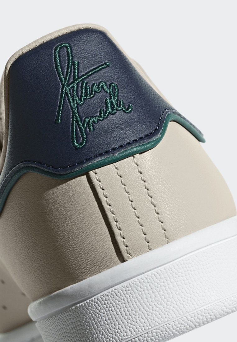 stan smith beige damen