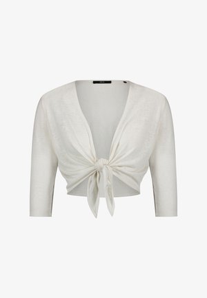 Biely krátky kardigán s tromi štvrťovými rukávmi, previazaný vpredu uzlom, vyrobený z ľahkej pletenej látky.