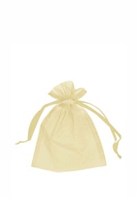 Doorzichtig geel organza cadeauzakje met trekkoordsluiting, zachte textuur en doorzichtige uitstraling, ideaal voor het verpakken van kleine artikelen.