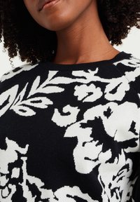 WE Fashion Jumper - black