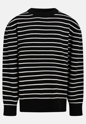 Sort crewneck-trøje med horisontale hvide striber i rebstruktur, ribbede ærmekanter og kant forneden.
