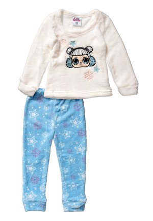 Ensemble de pyjama doux pour enfants avec un haut blanc à manches longues représentant un visage de poupée avec des cache-oreilles, et un pantalon bleu avec des motifs d'étoiles et de flocons de neige.