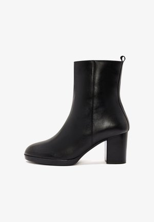 Derimod, Lage laarzen - black