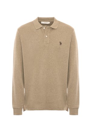 Polo a maniche lunghe beige con due bottoni, polsini a costine e piccolo logo ricamato scuro sul lato sinistro del petto.