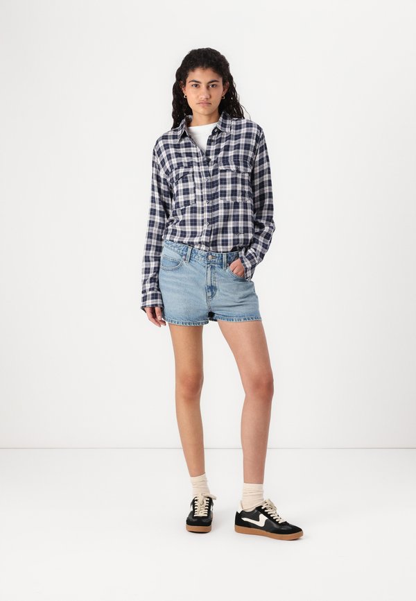 RIDER - Denim shorts - calling card2