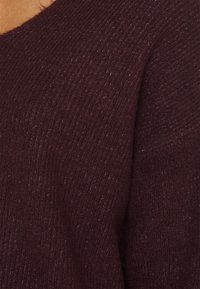 Vero Moda VMCREWLEFILE VNECK  - Camisola - port royale melange